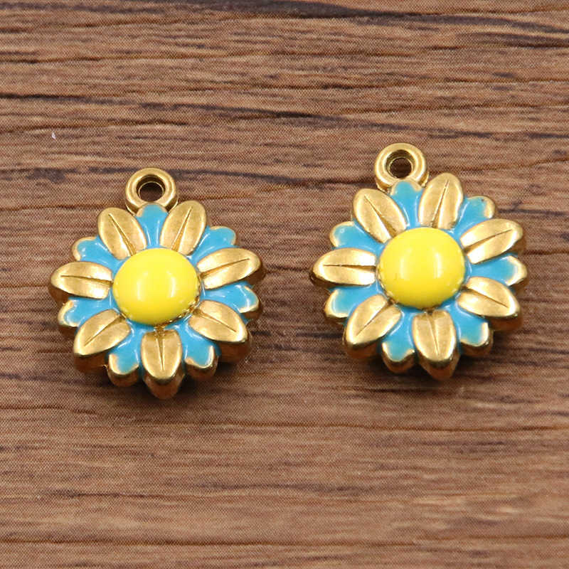 7:No. 3 blue double-sided flower 15x18mm 3.3g