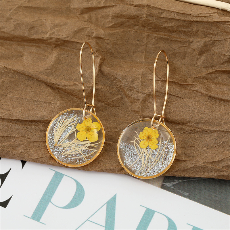 1:1 small round yellow flower