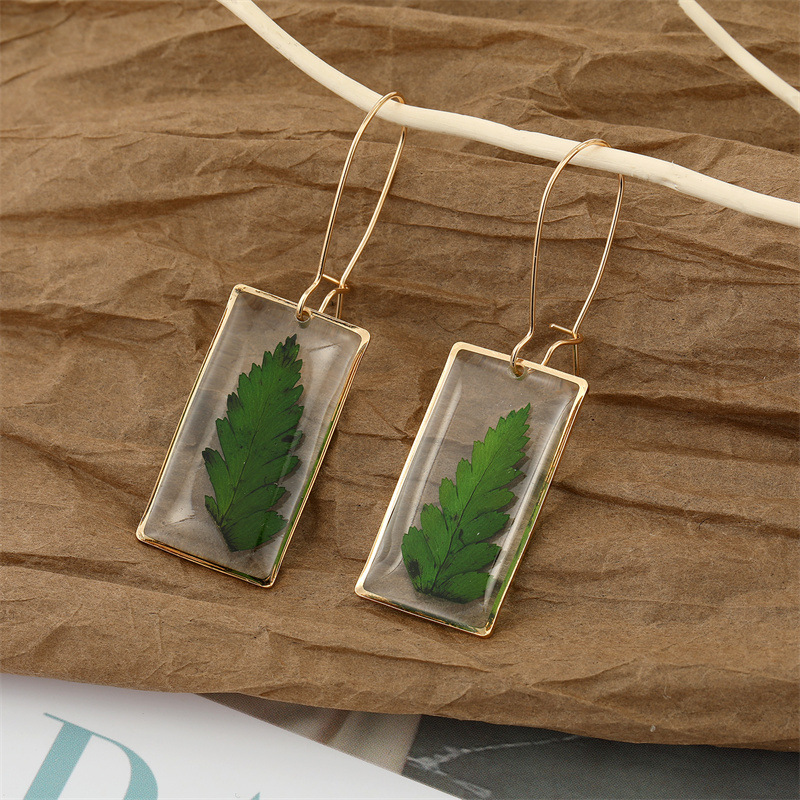 2:2 rectangular leaves