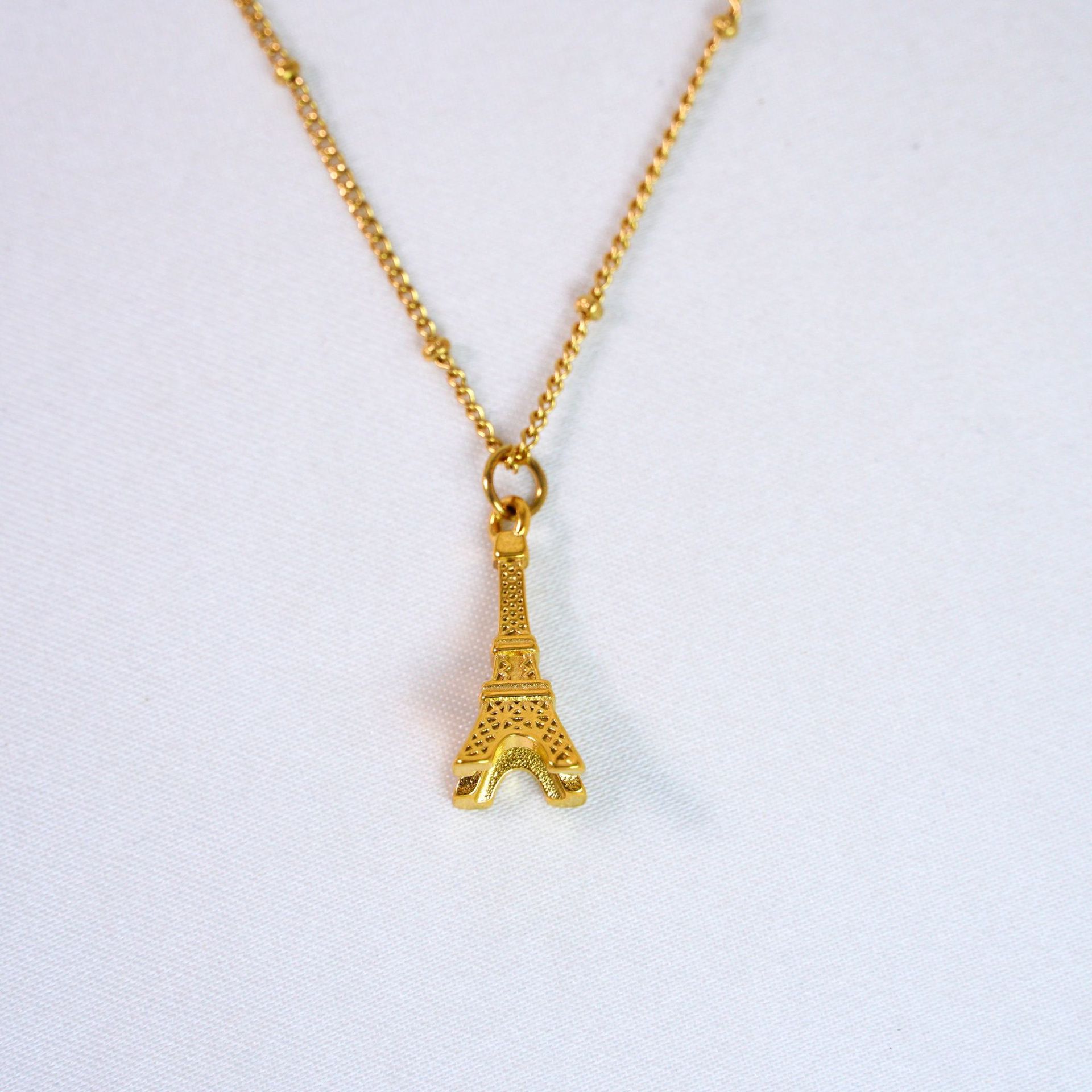 Eiffel tower necklace
