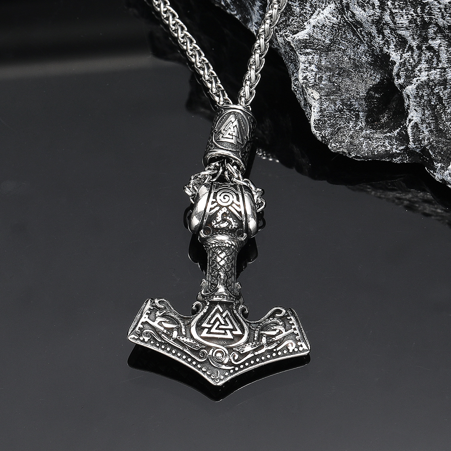 1:Steel color pendant without chain