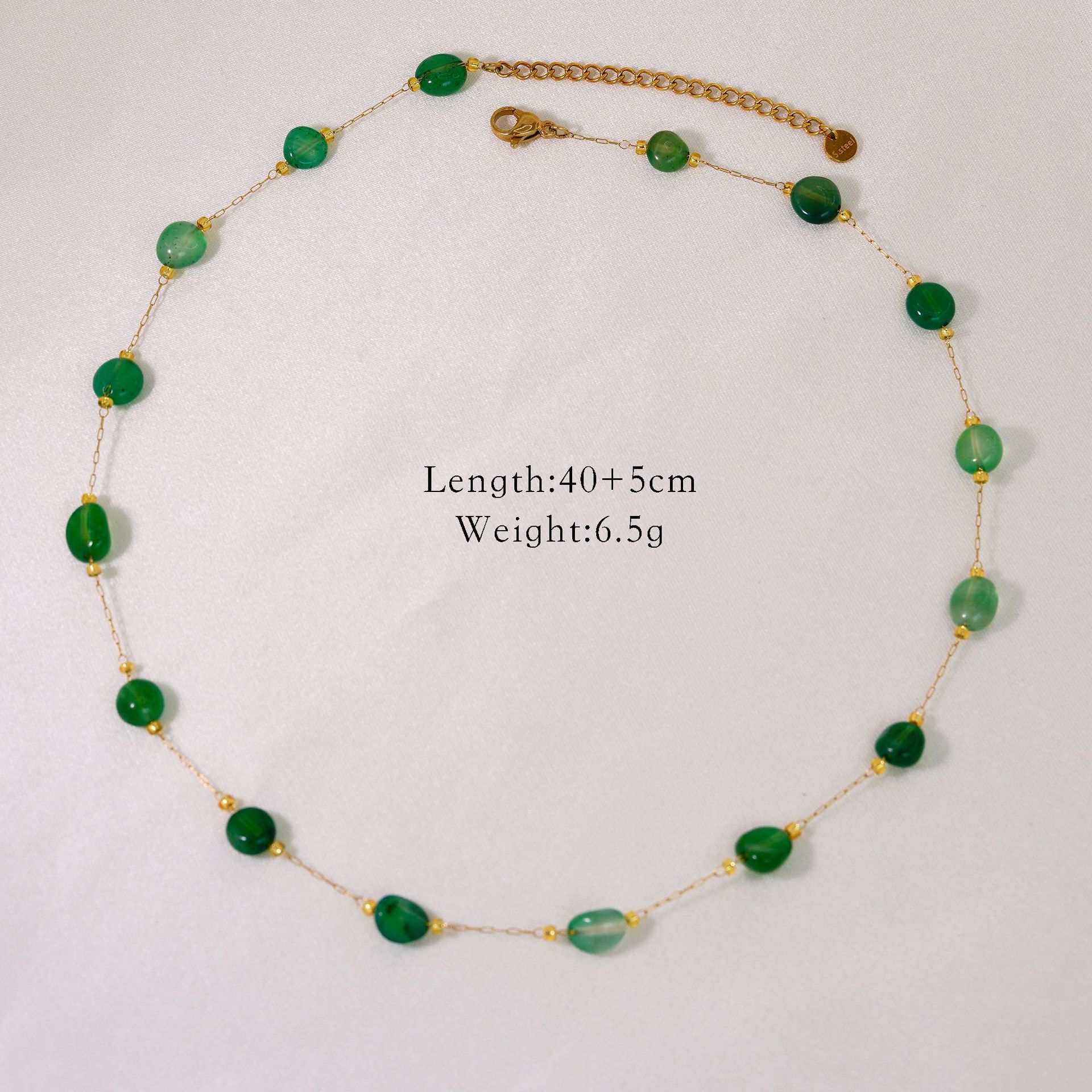2:Green jade necklace