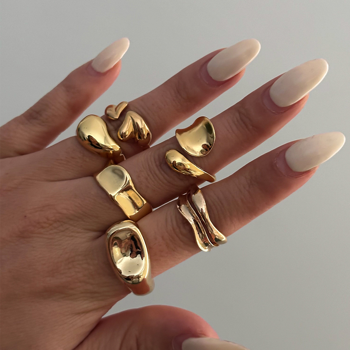 Light gold 6-piece set 6050