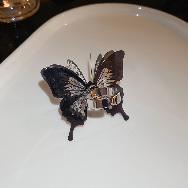 2:small size butterfly opening ring