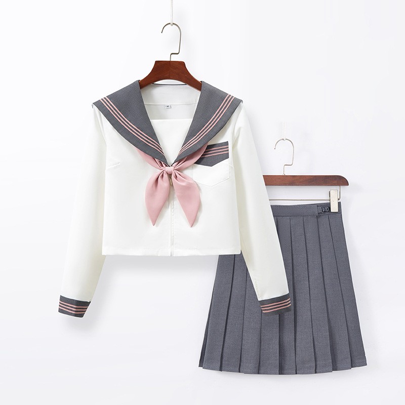 Long-sleeved set (with pink goldfish knot)