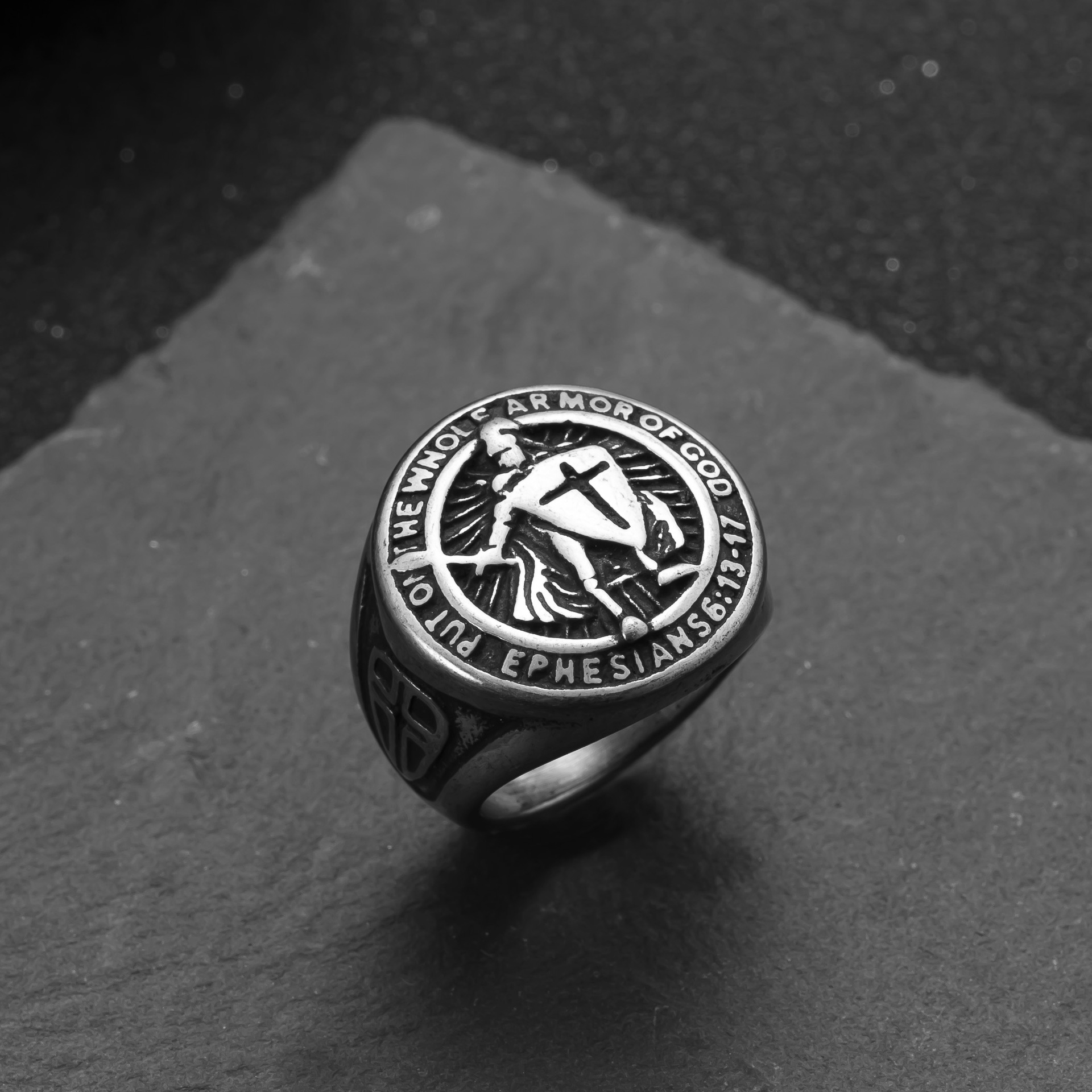 Cross shield US Size #7