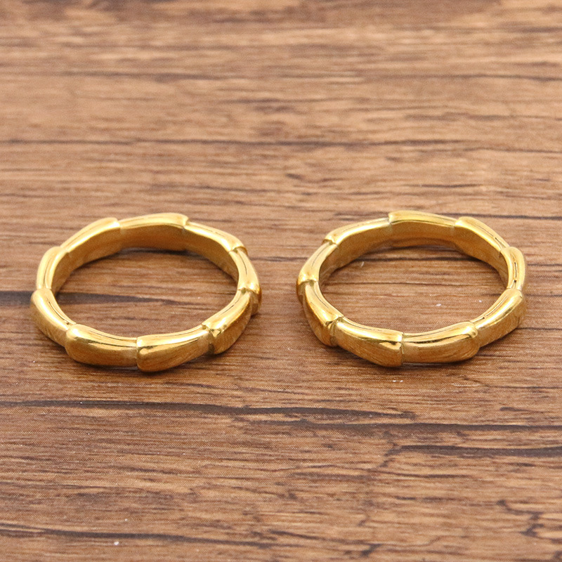 2:943 Gold 23mm 3.3g