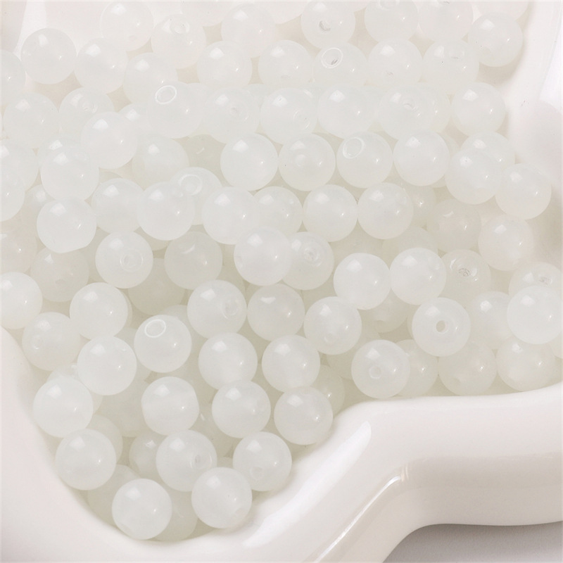 White 4mm/ aperture about 1mm /50pcs