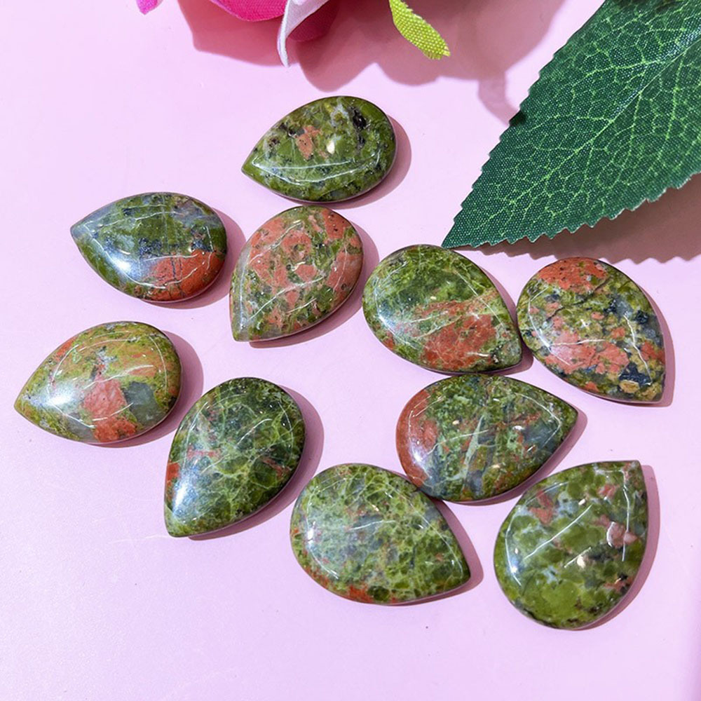 26:Flower green stone