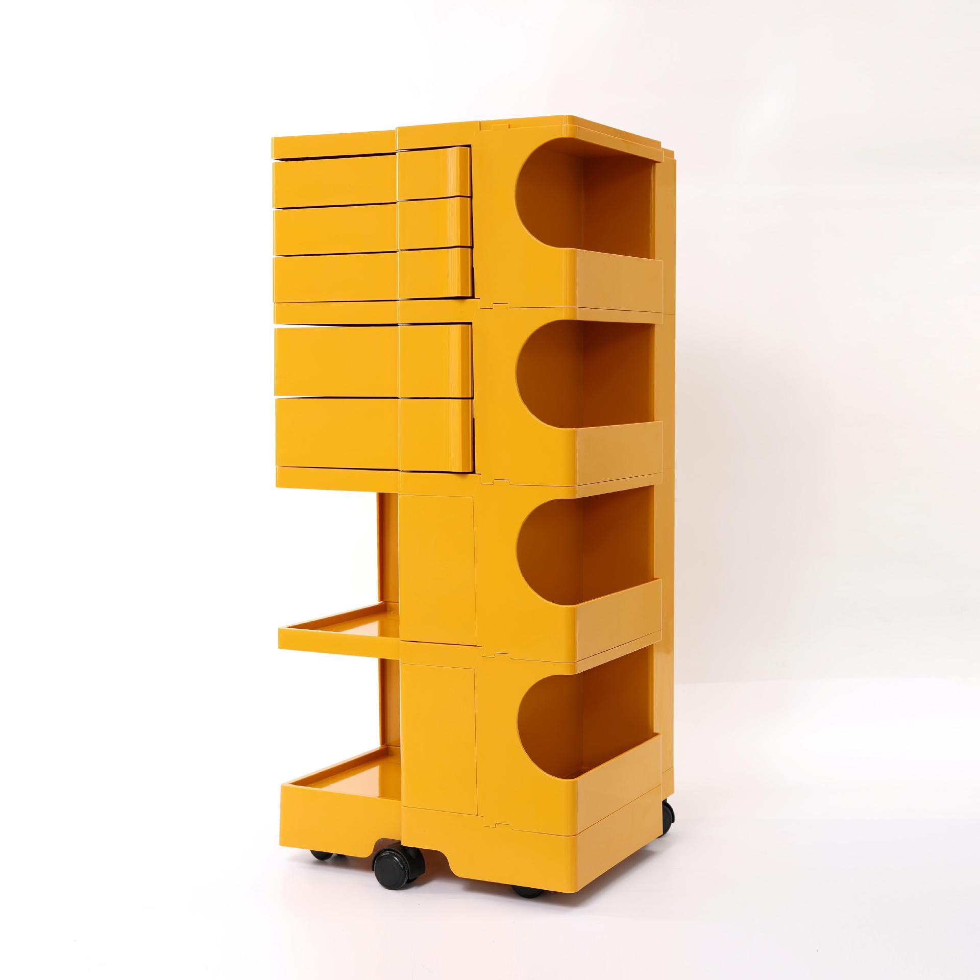 Lemon yellow (4 layers, 5 drawers)