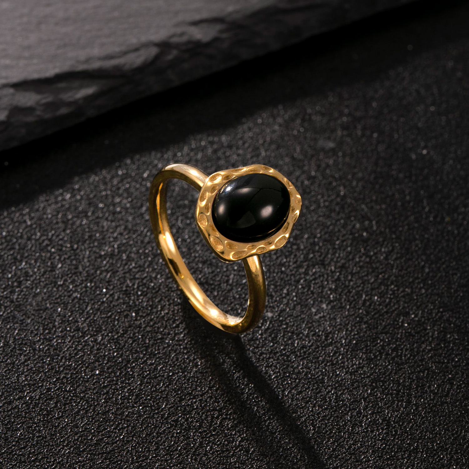 6:Gold (black natural stone)