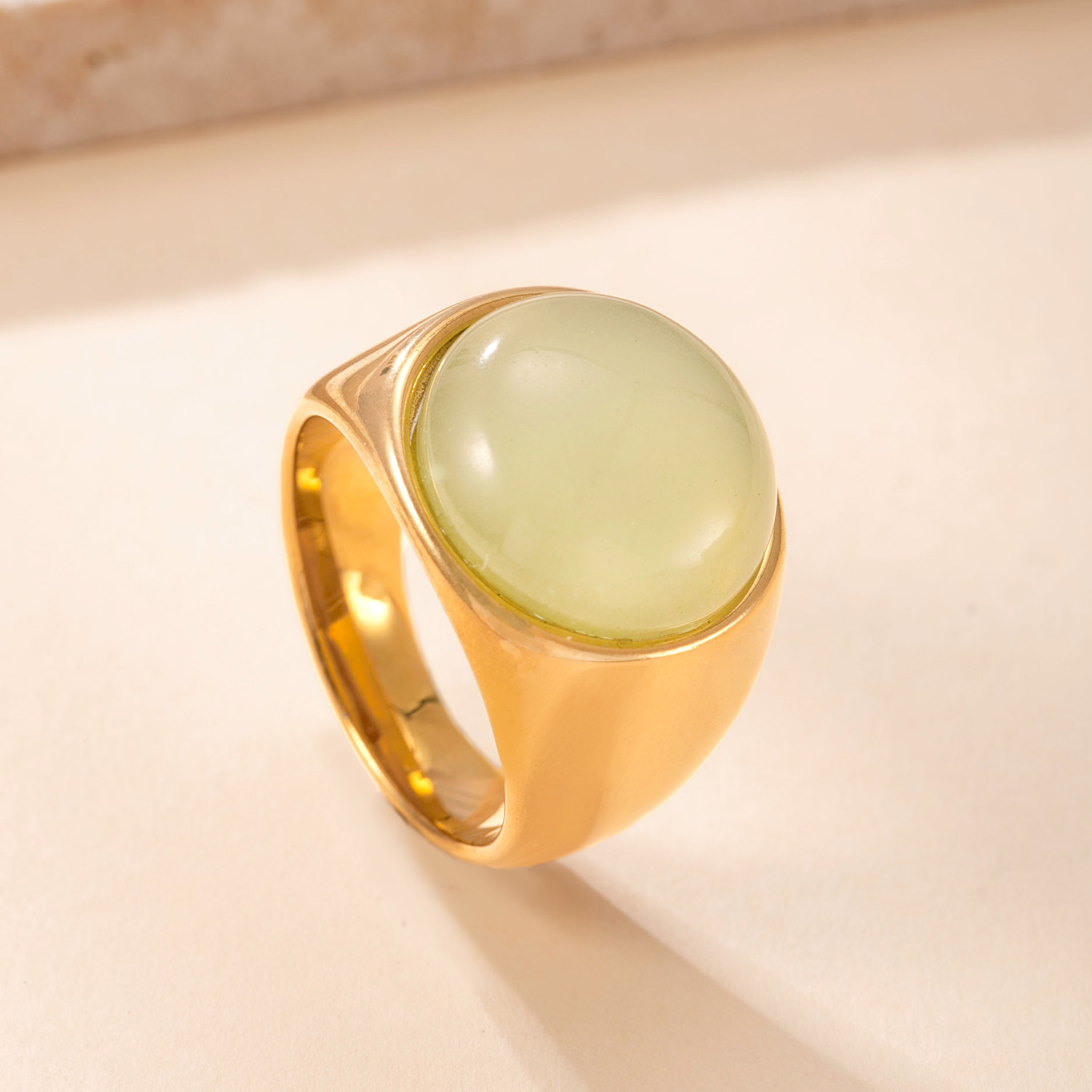 light green US Size #10