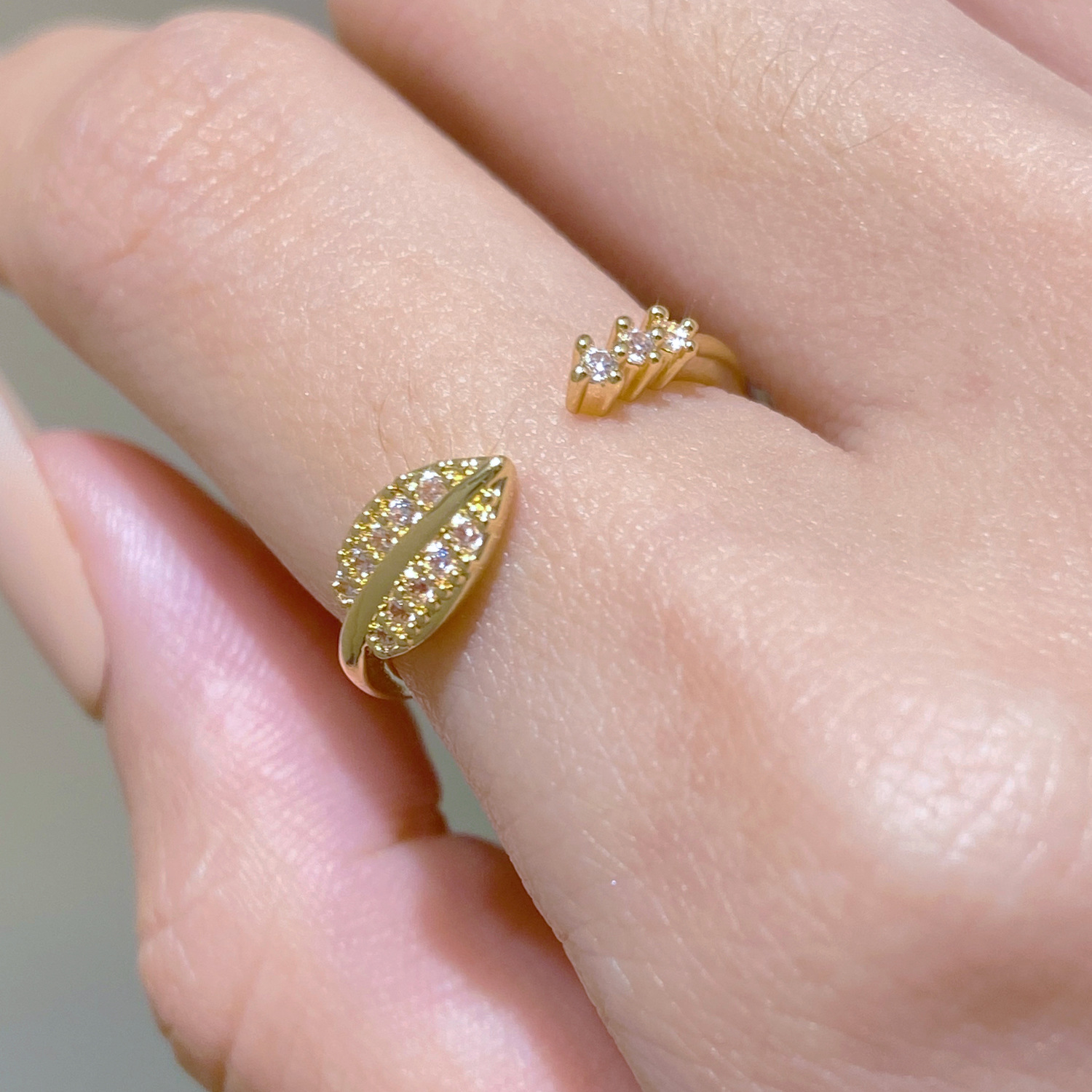 1:01kc gold 3800 (arrow)