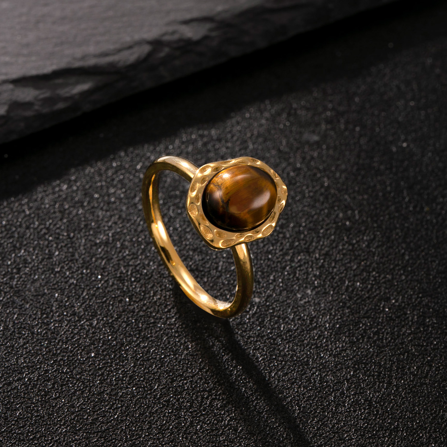 Gold (brown tiger eye stone) US Size #6