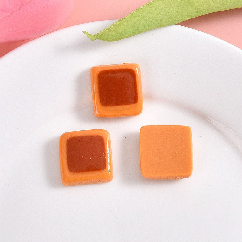 16:Striped brown biscuits