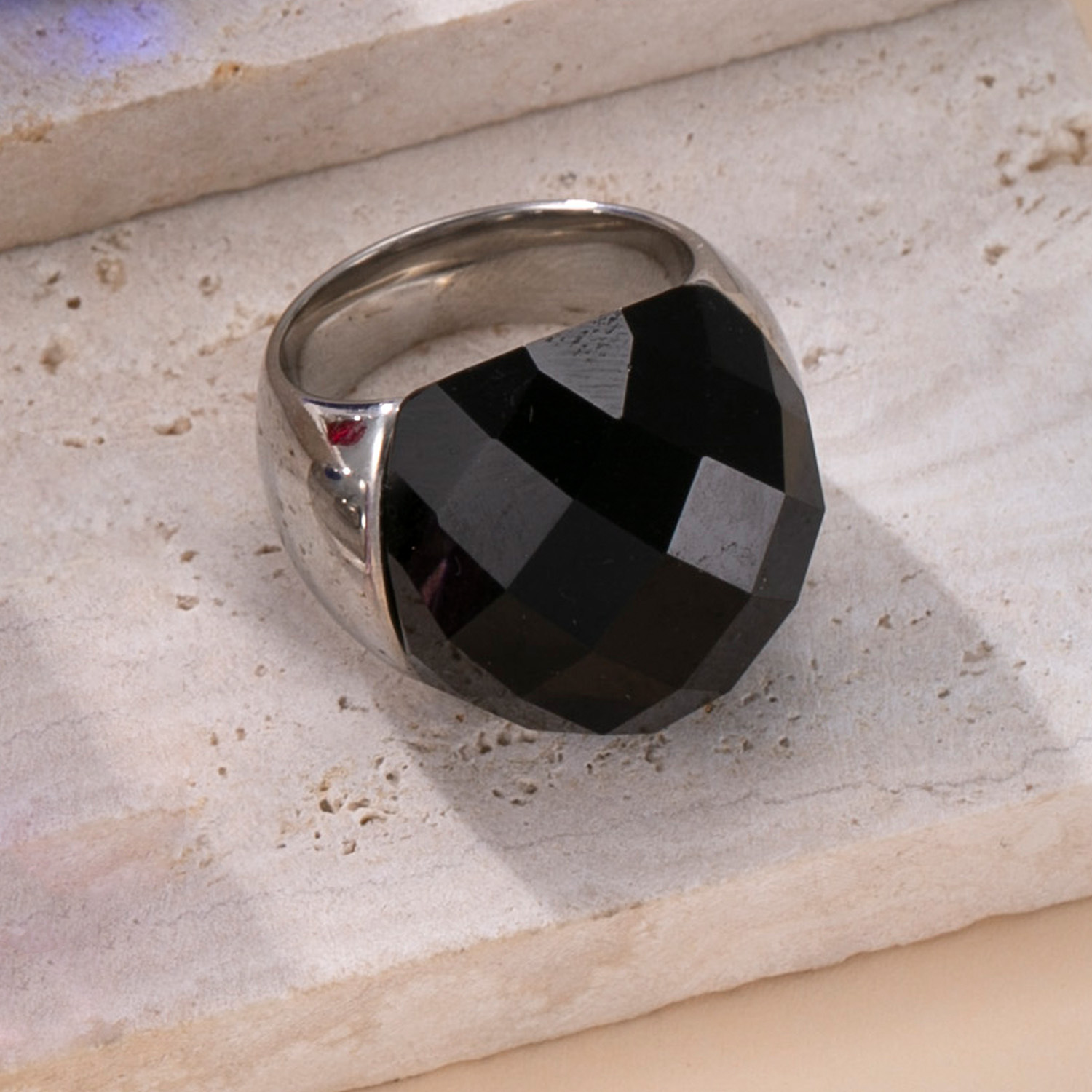 Steel color-black zircon US Size #8
