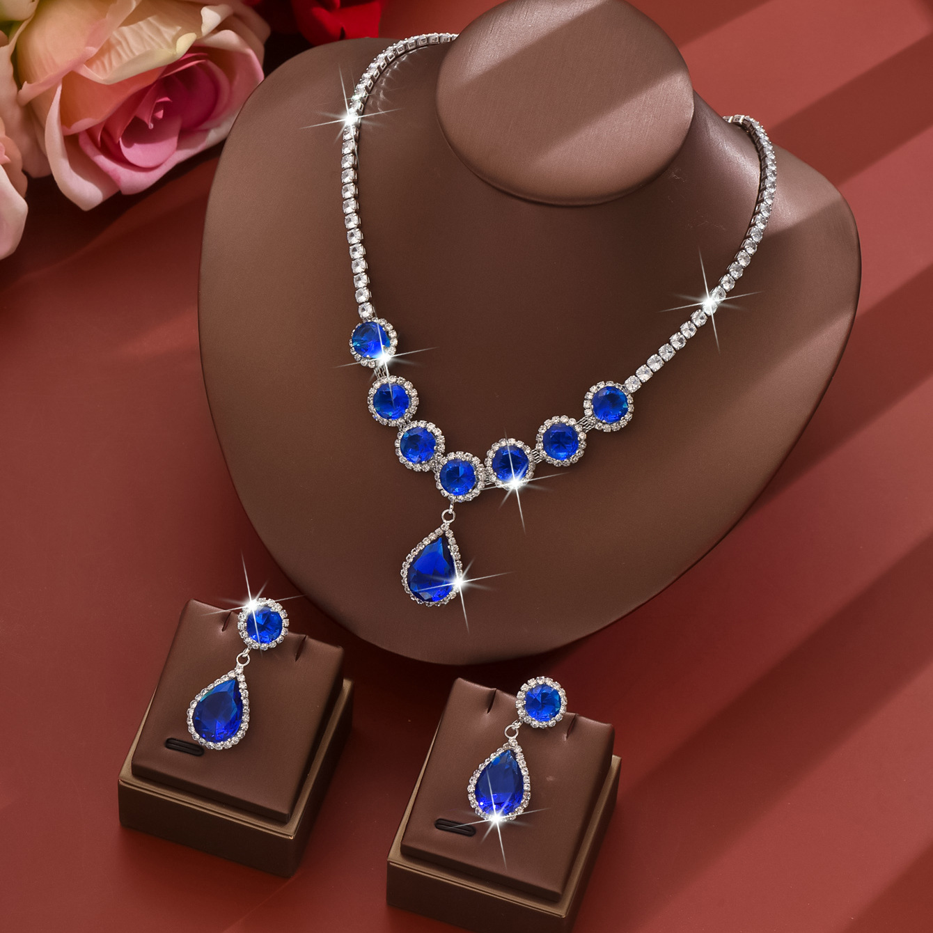 A/necklace and earring