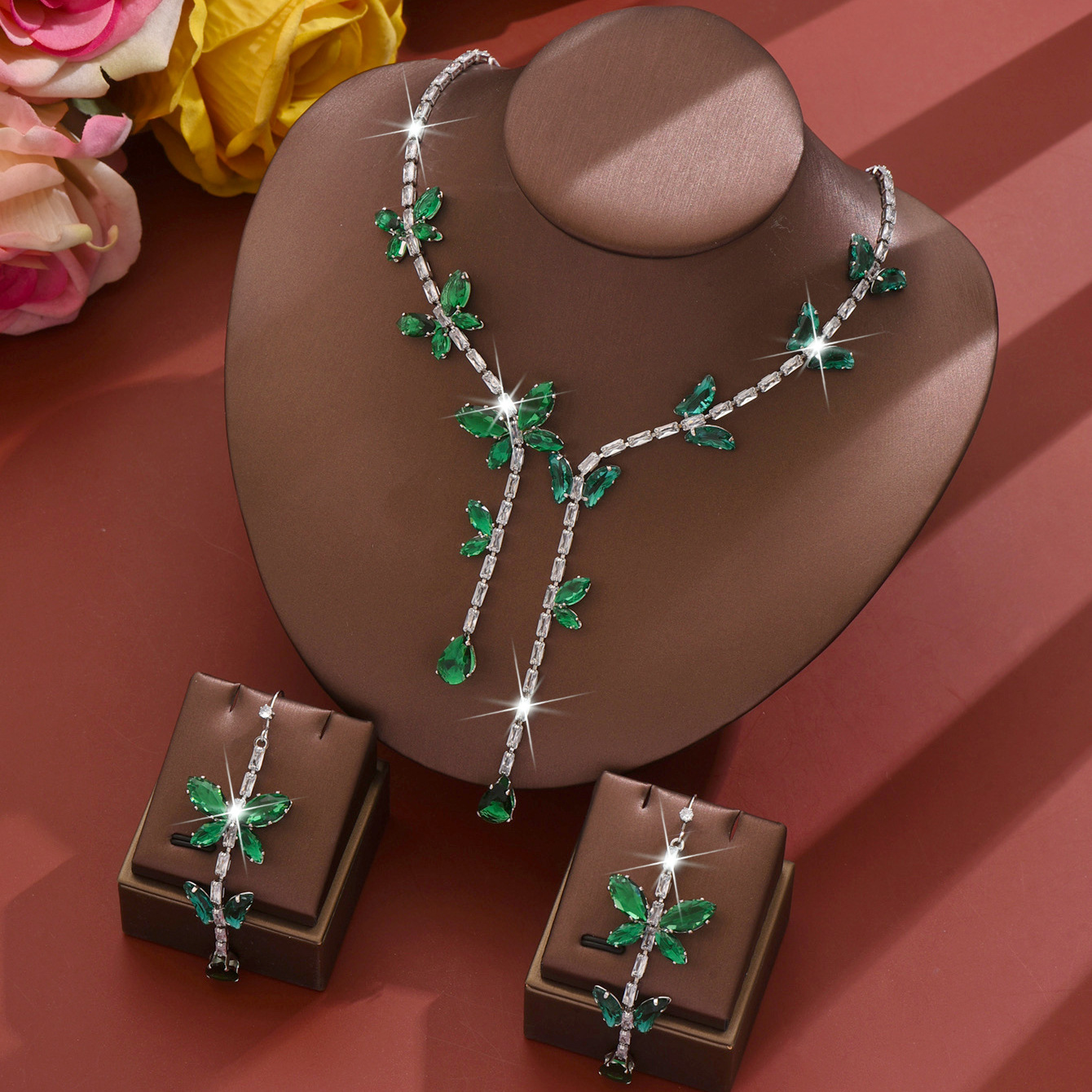 C/necklace and earring