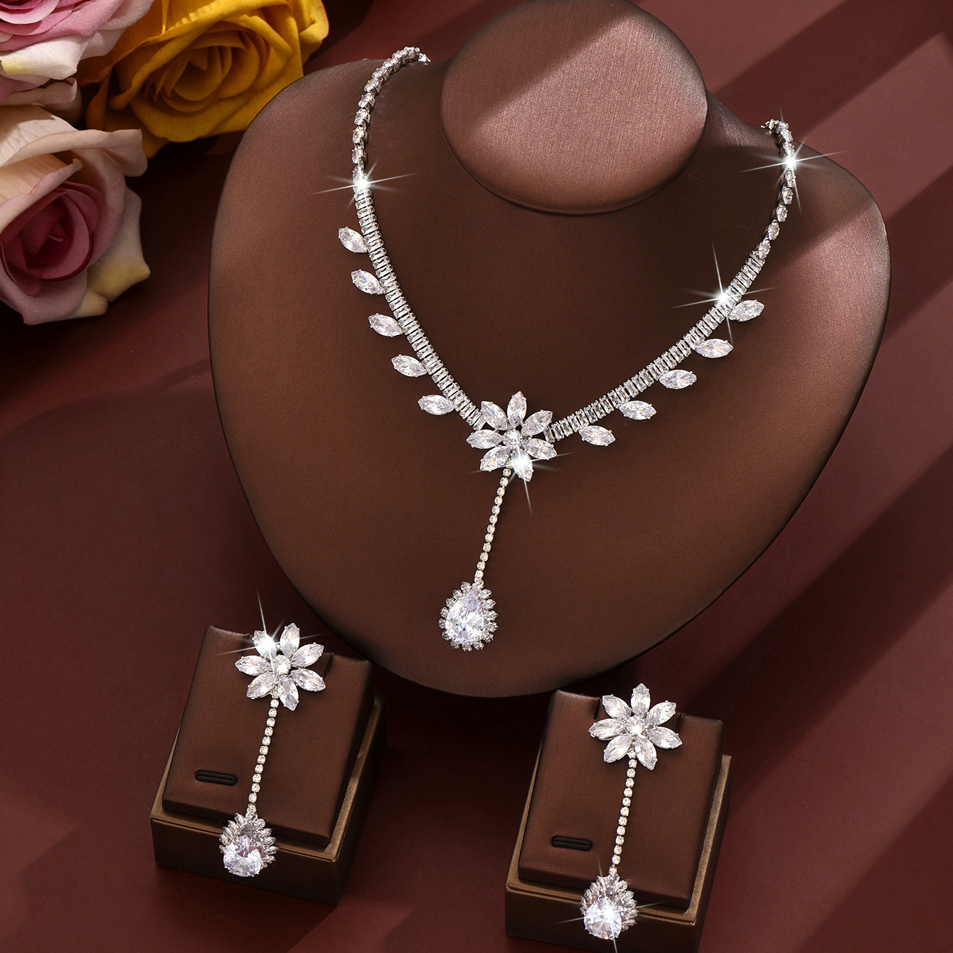 C/necklace and earring