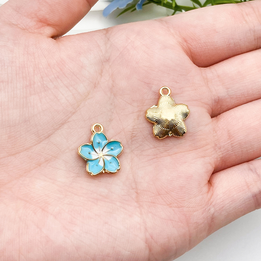 3:1 blue drip daisies 16x13mm-19627-0.7g