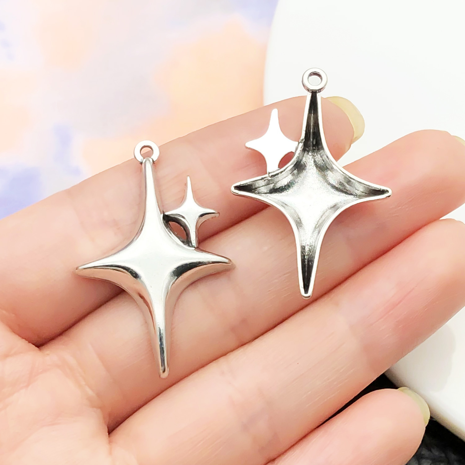 15:22343-1 ancient silver zinc alloy four-pointed star cross 34x22mm-1.6g