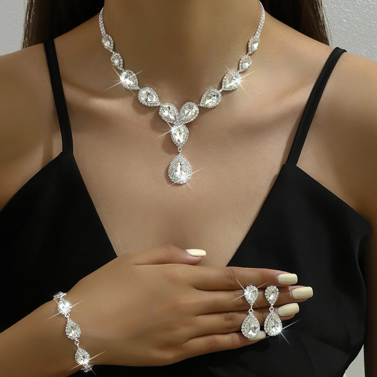 2:necklace/earring/bracelet