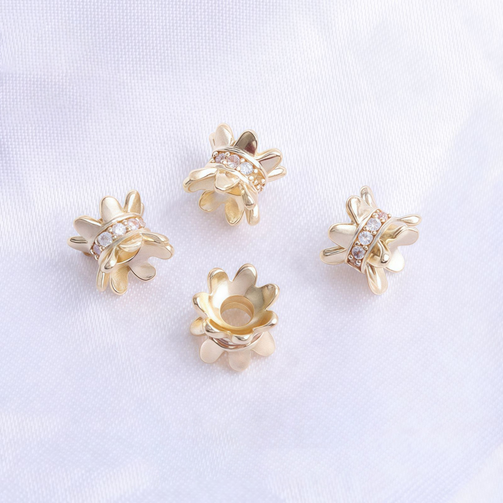 14k gold/1 piece Small/double-ended flower recepta