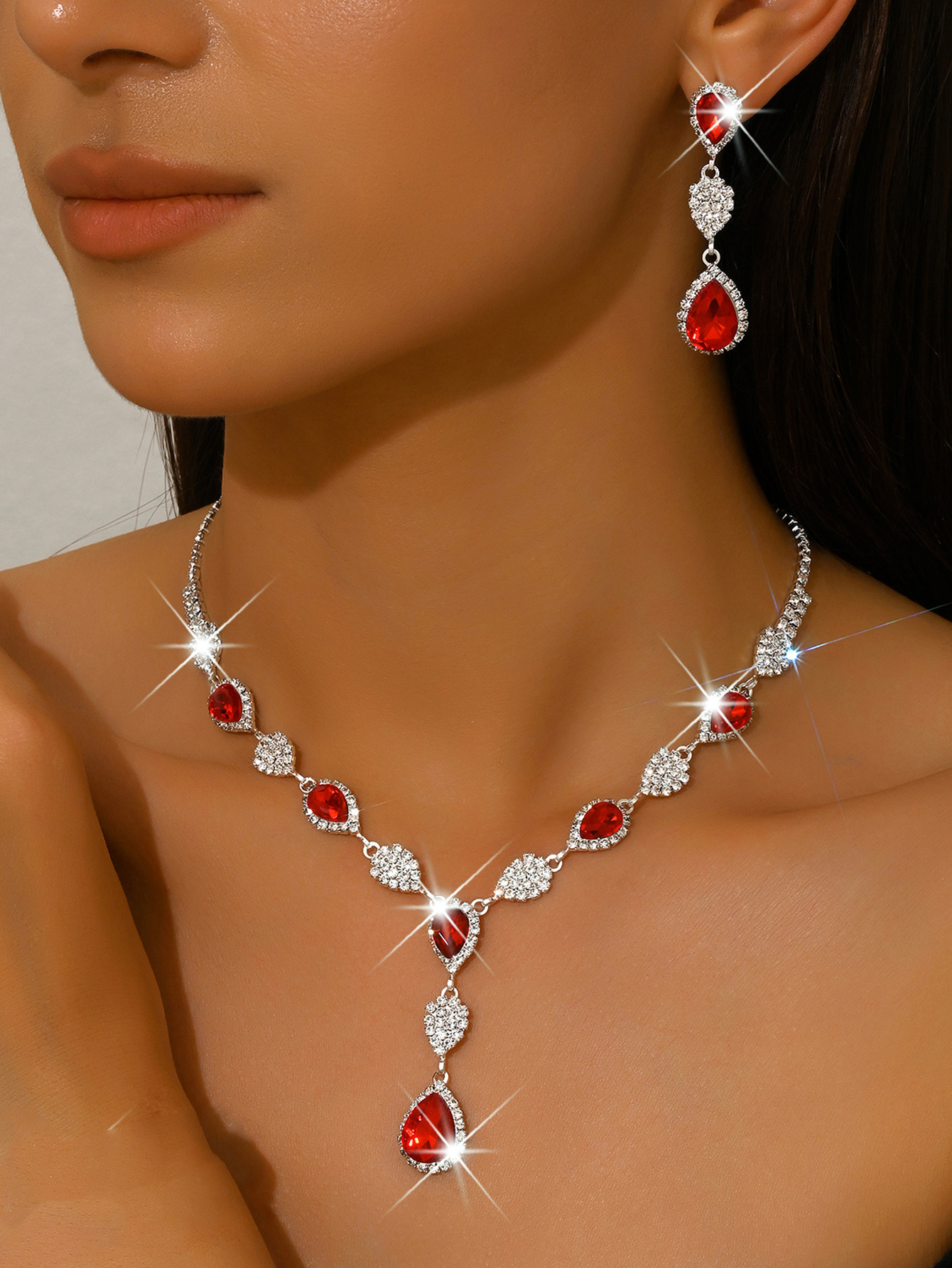 3:1662 red necklace earrings