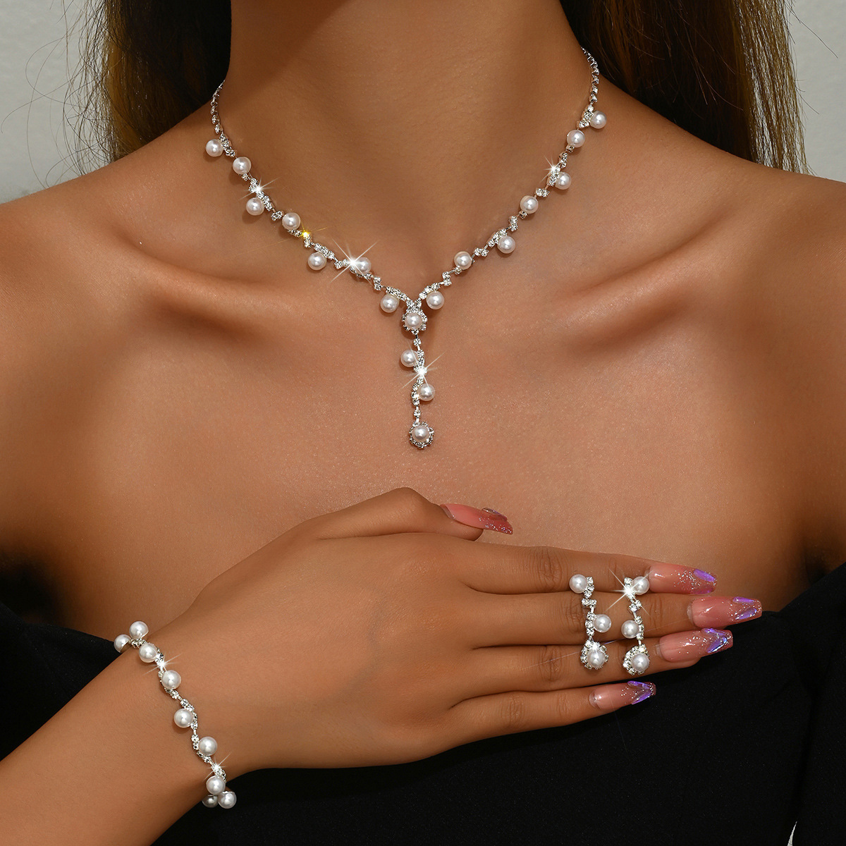 10:483747 necklace earrings pearl set