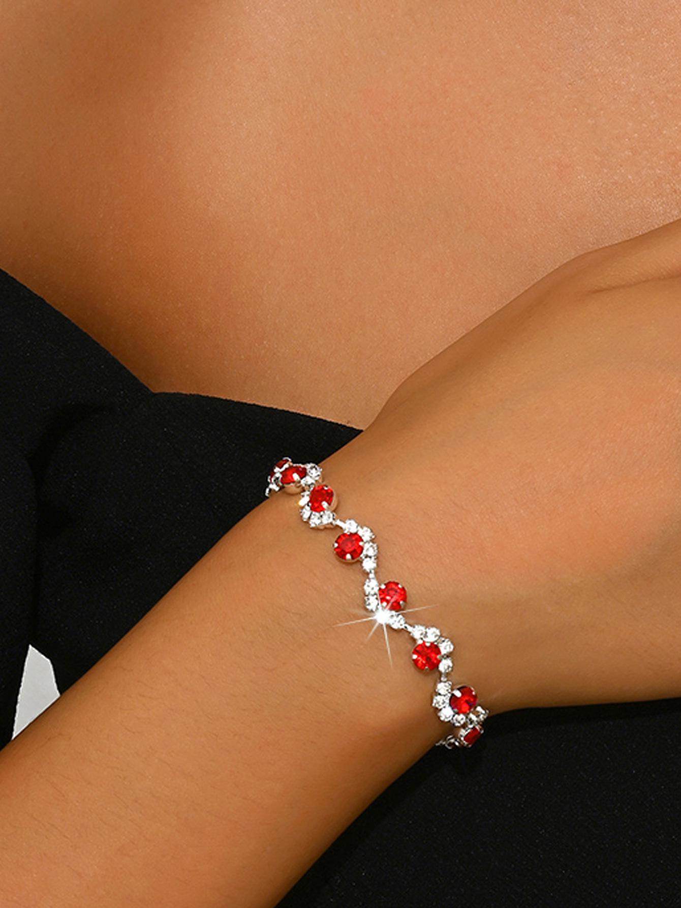 14:747 bracelet red