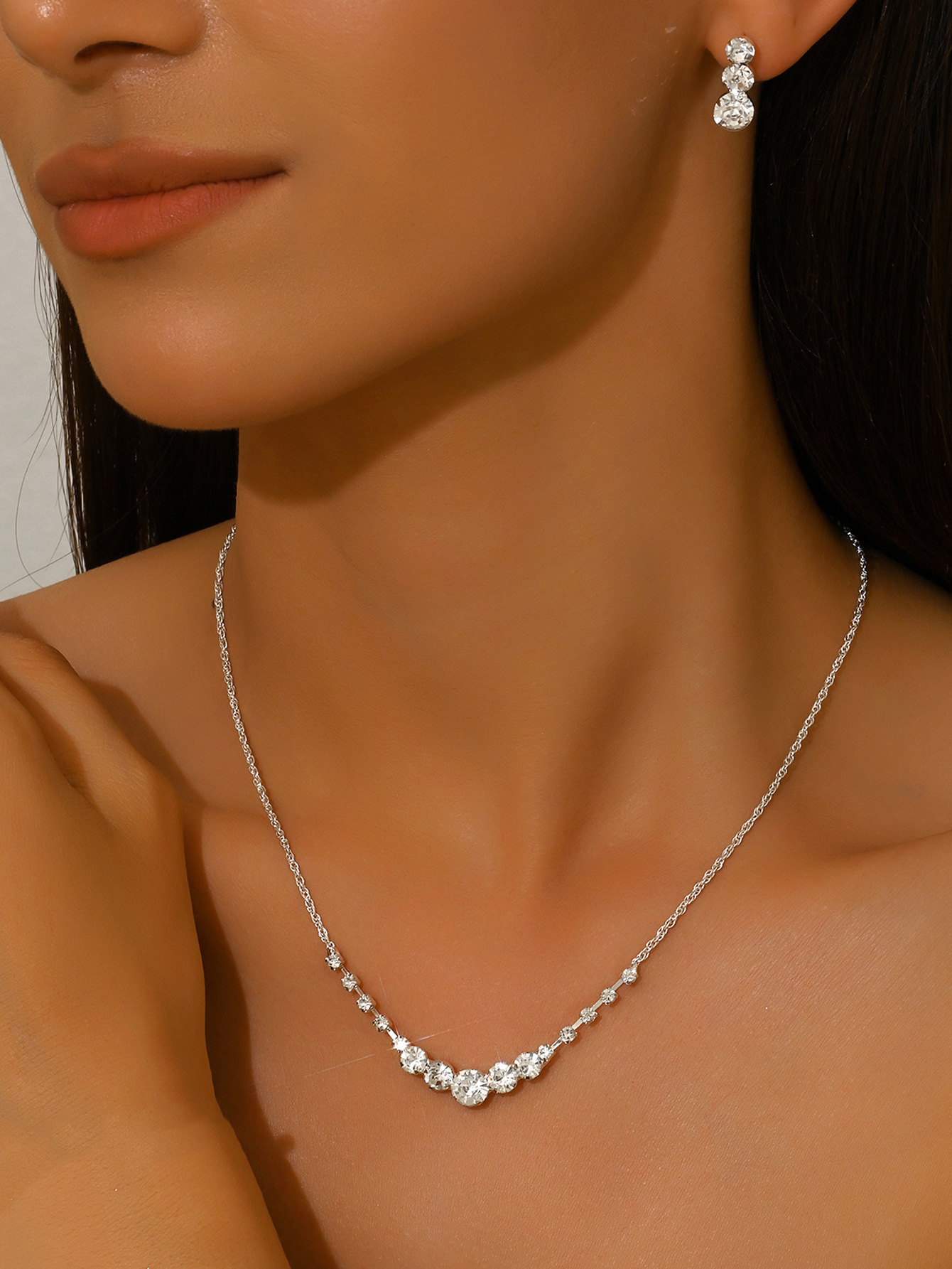 1:silver necklace earrings