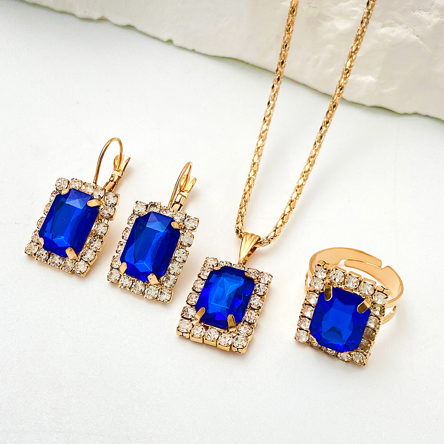 10:10KC Jinbao Blue (Square) 7494