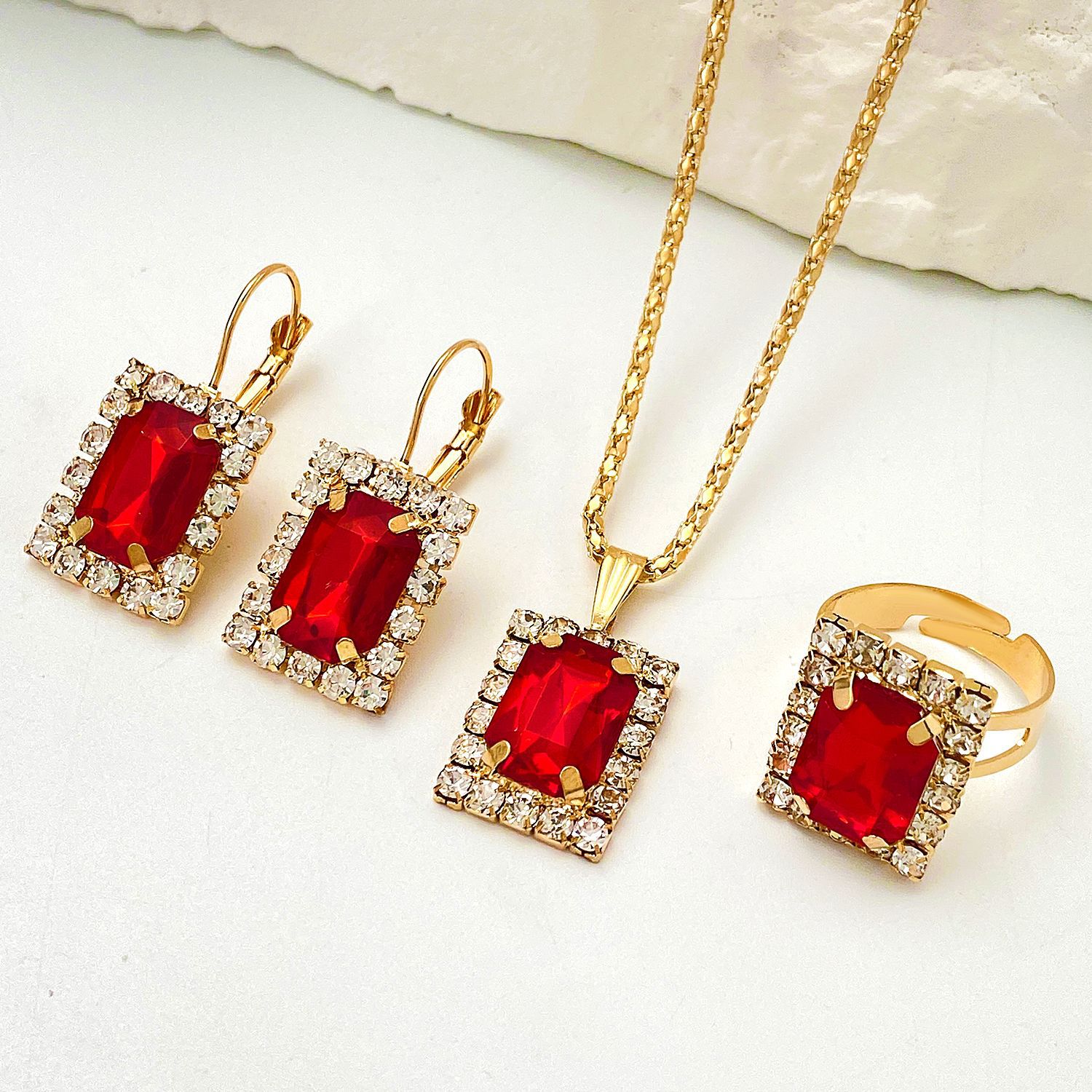 11:11KC gold red (square) 7497