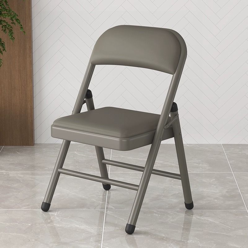 All gray [macaron color]