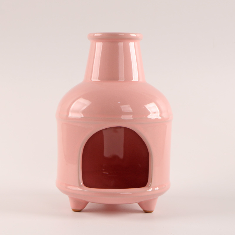 6:Three-legged chimney pink