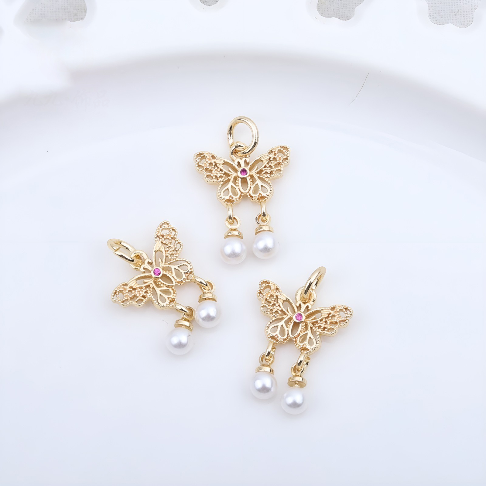 1:14K gold (color retention)