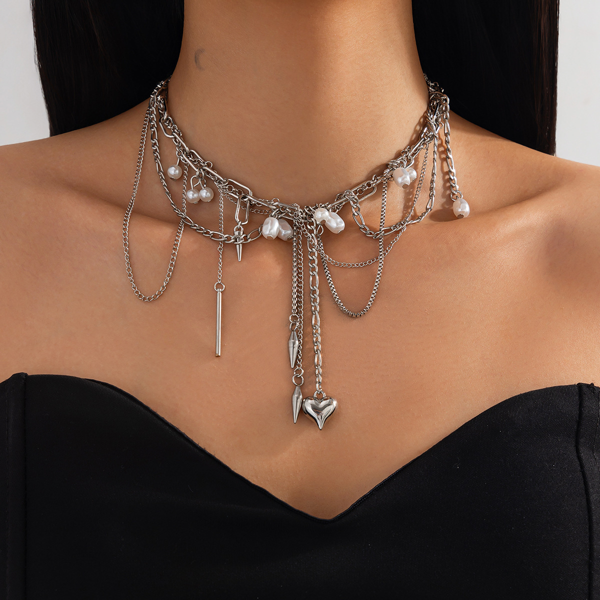 4:White k necklace 6939