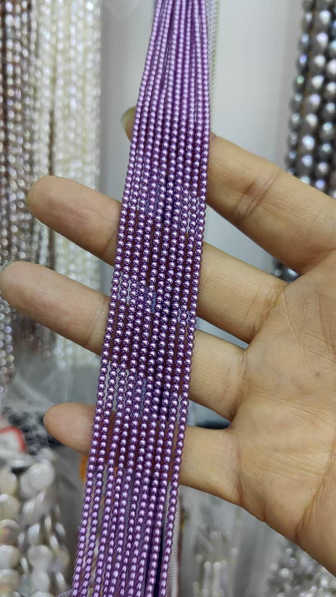 13:Rich woman purple