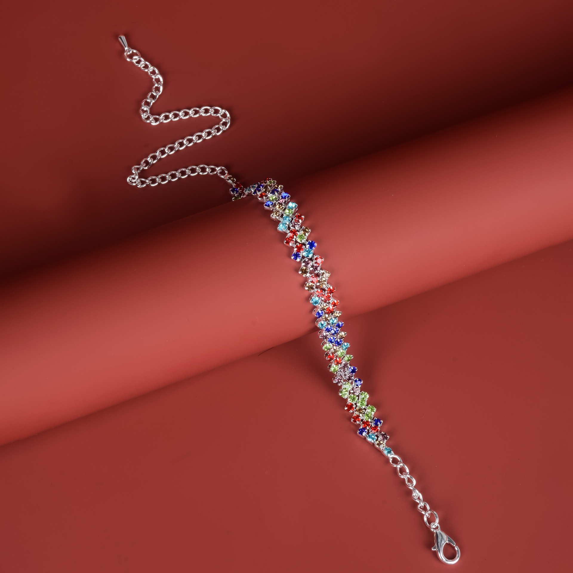 Silver - Colored diamonds以上翻译结果来自