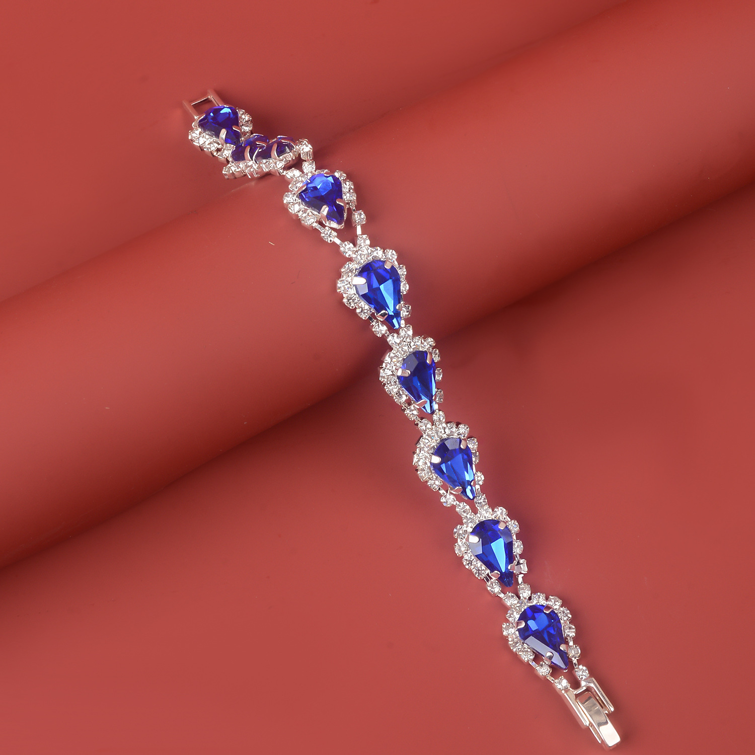 18cm silver and sapphire blue