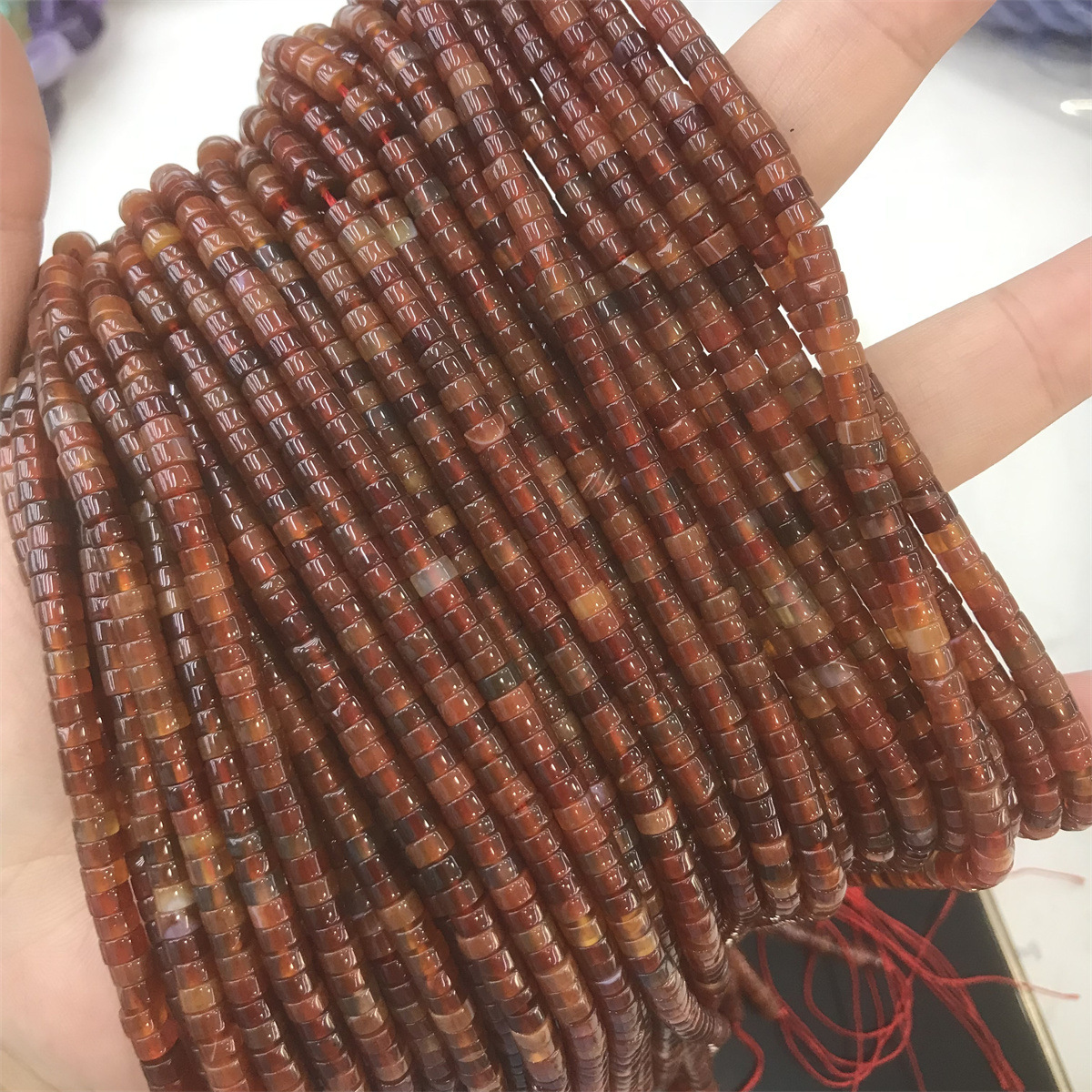 Haixi piece: 2*4mm red agate