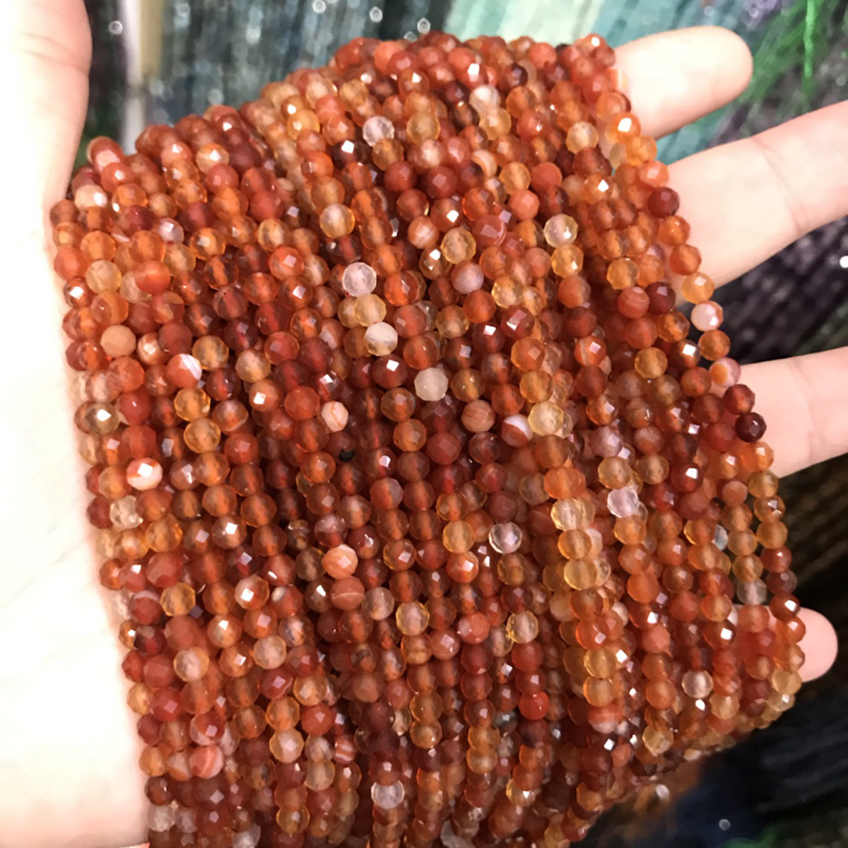 3:Faceted round beads: 4mm red agate