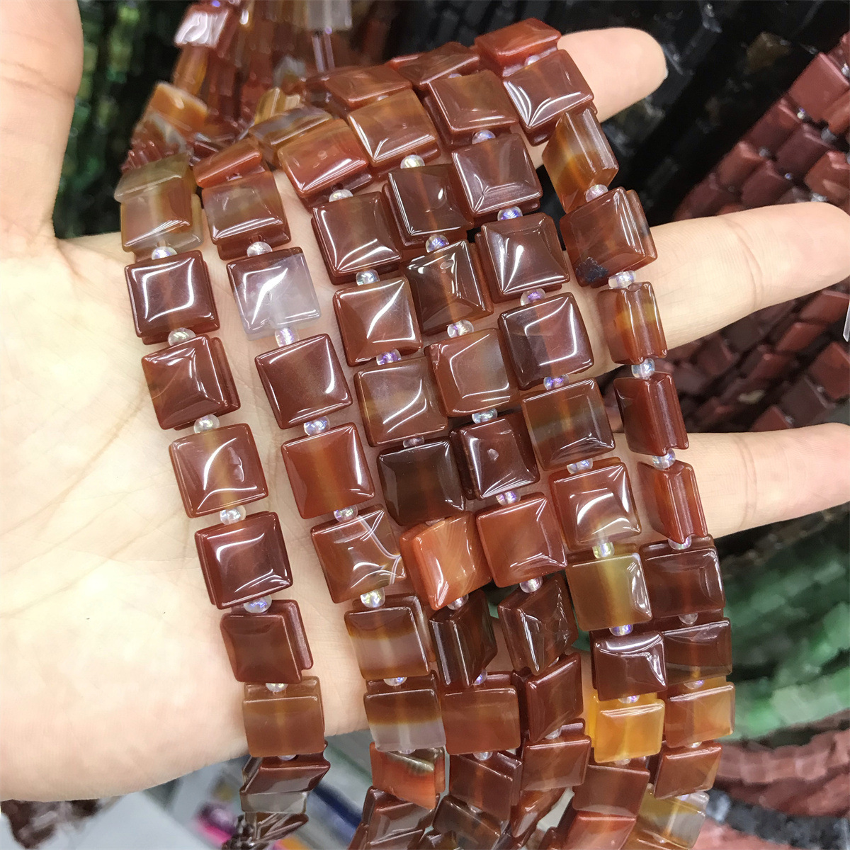 26:Hand sign: 10*10*5mm red agate