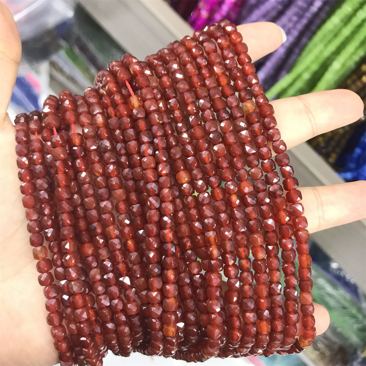 27:Sugar cube: 4mm red agate