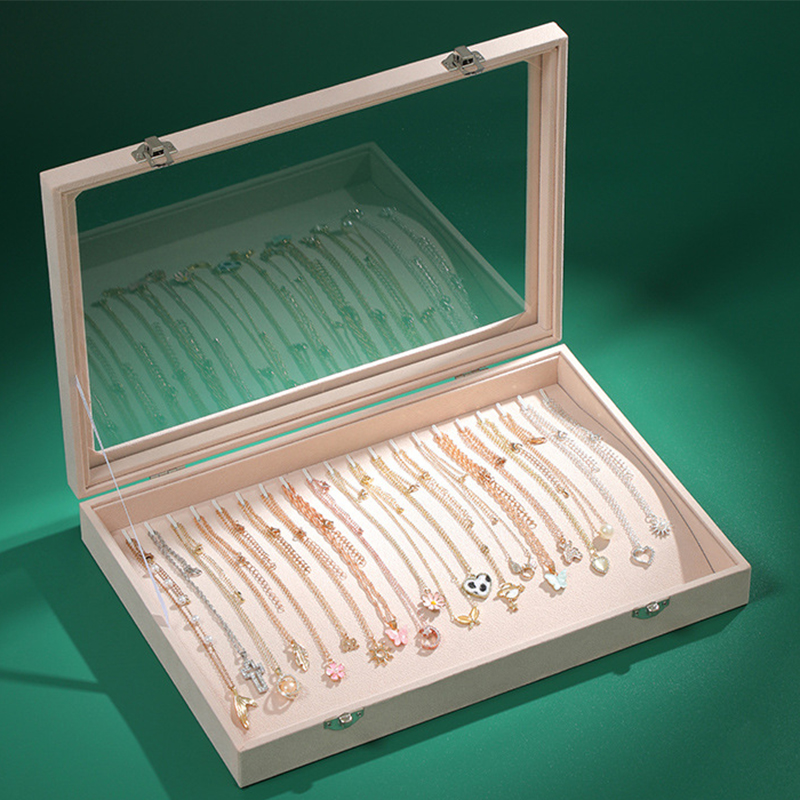 8:[Necklace box] Beige