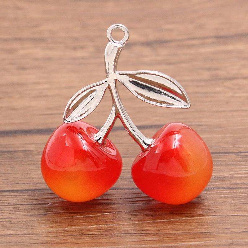 1:White and orange cherries
