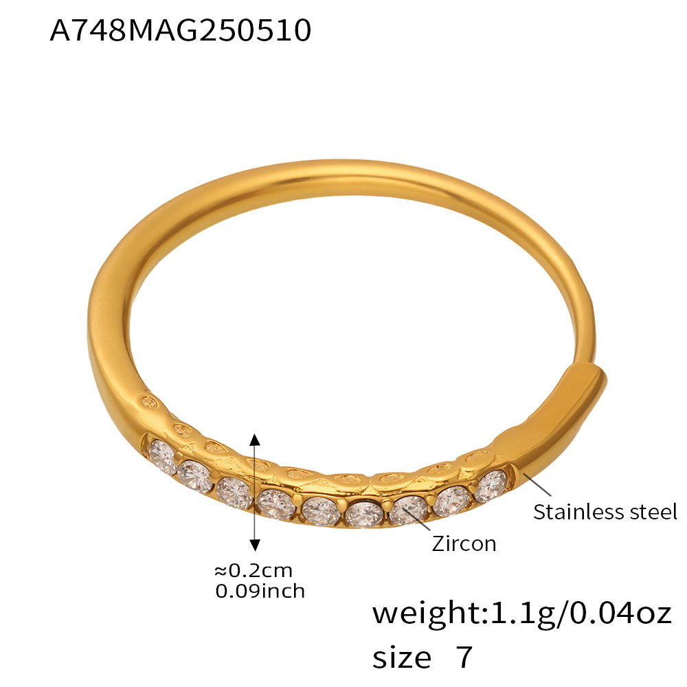 A748- Golden white zircon