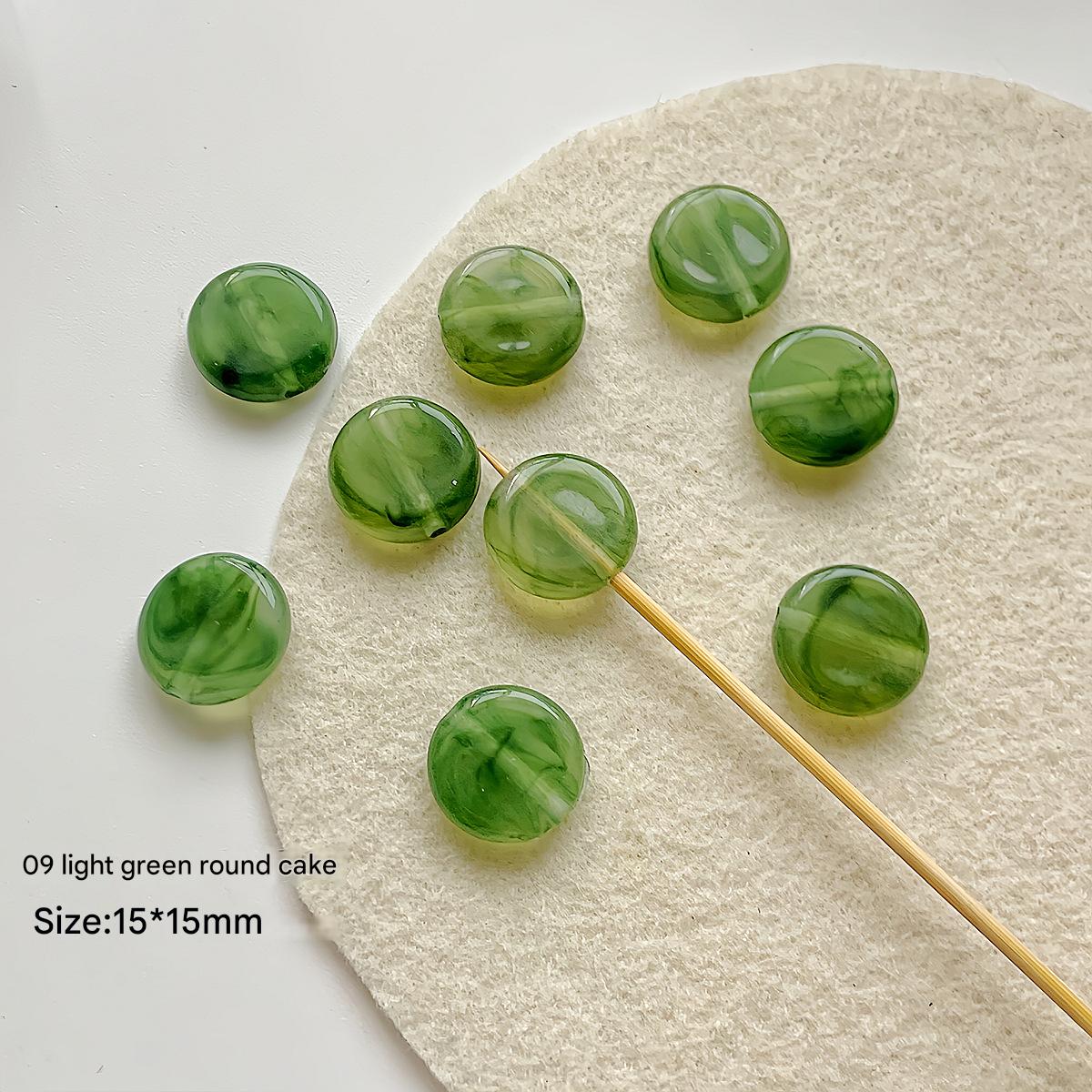 9:09 /15x15mm/light green round cakes (10)