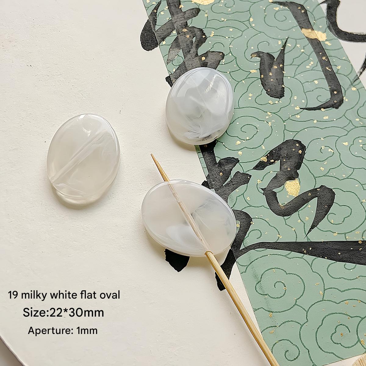 19:19 /22x30mm/Milky White flat Oval (3pcs)