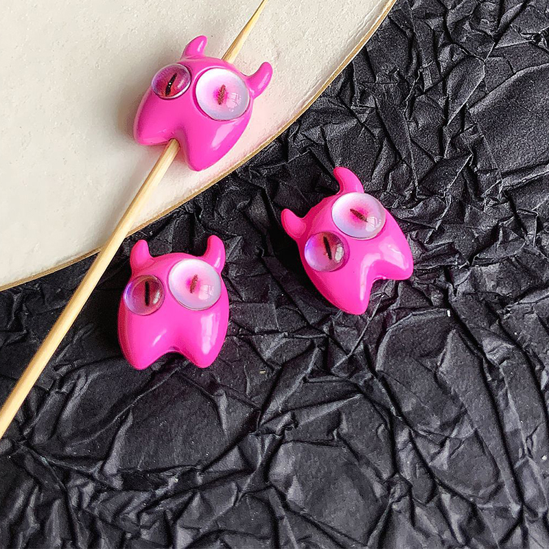 9:09/19x15mm/ rose pink monster (1)